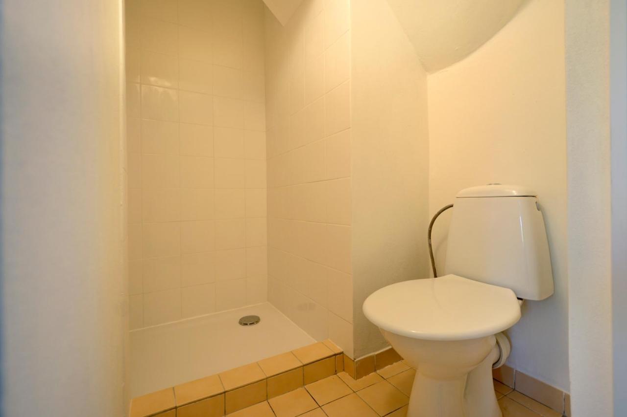 Apartmany Jevany Екстериор снимка