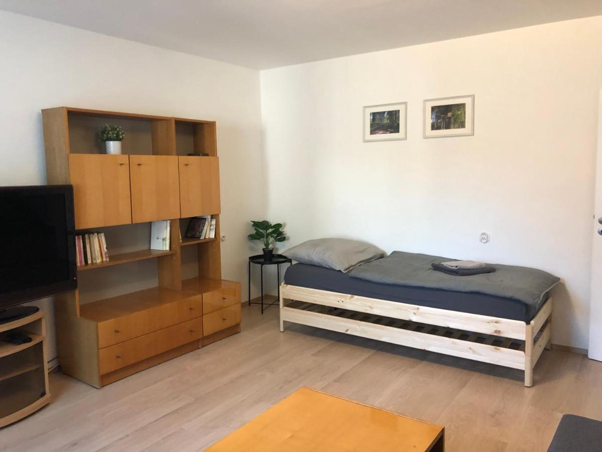 Apartmany Jevany Екстериор снимка